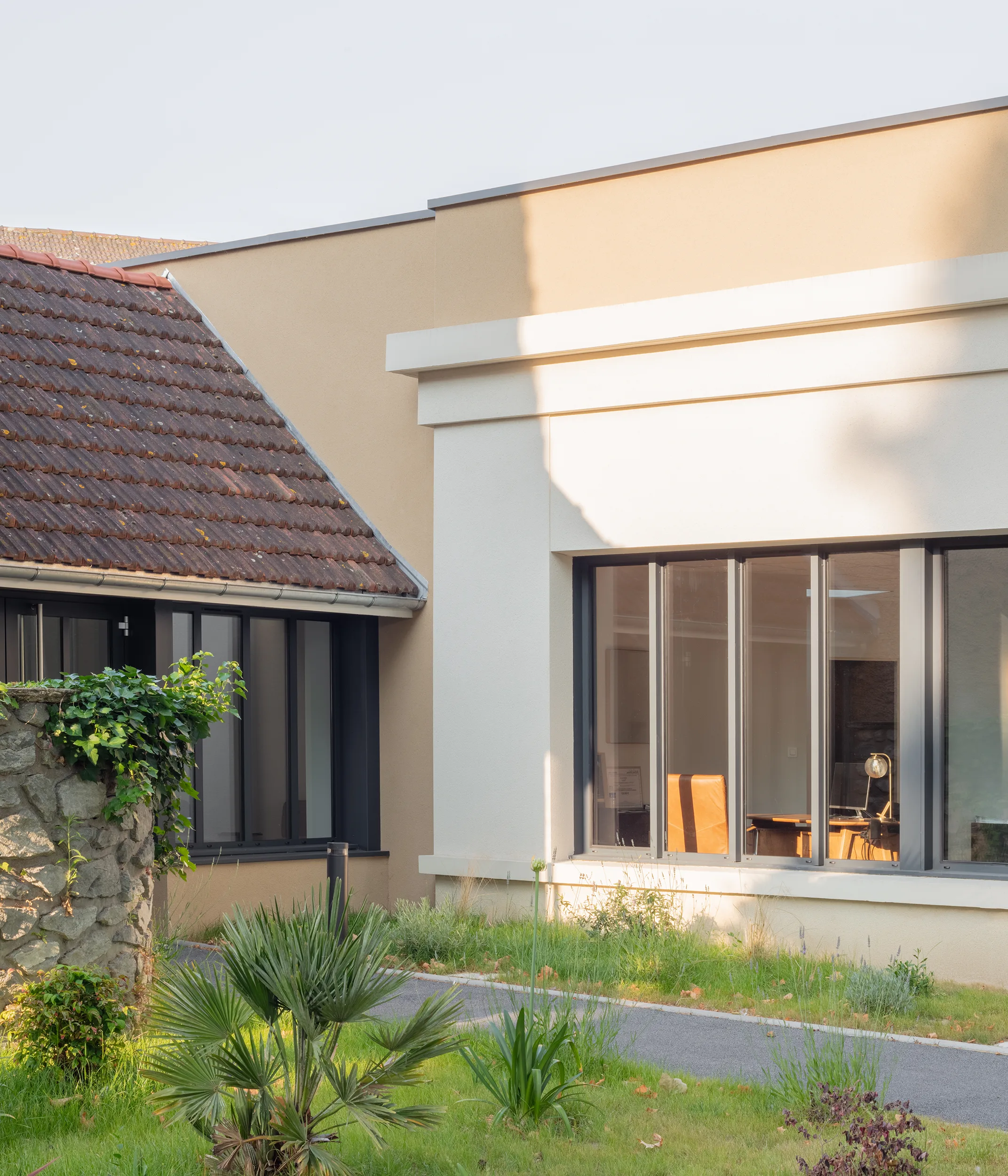 2026-BG-ARCHI_PROJET_PROFESSIONNELLE_ANGERS_BUREAUX_NICOLE_JOUBERT_00